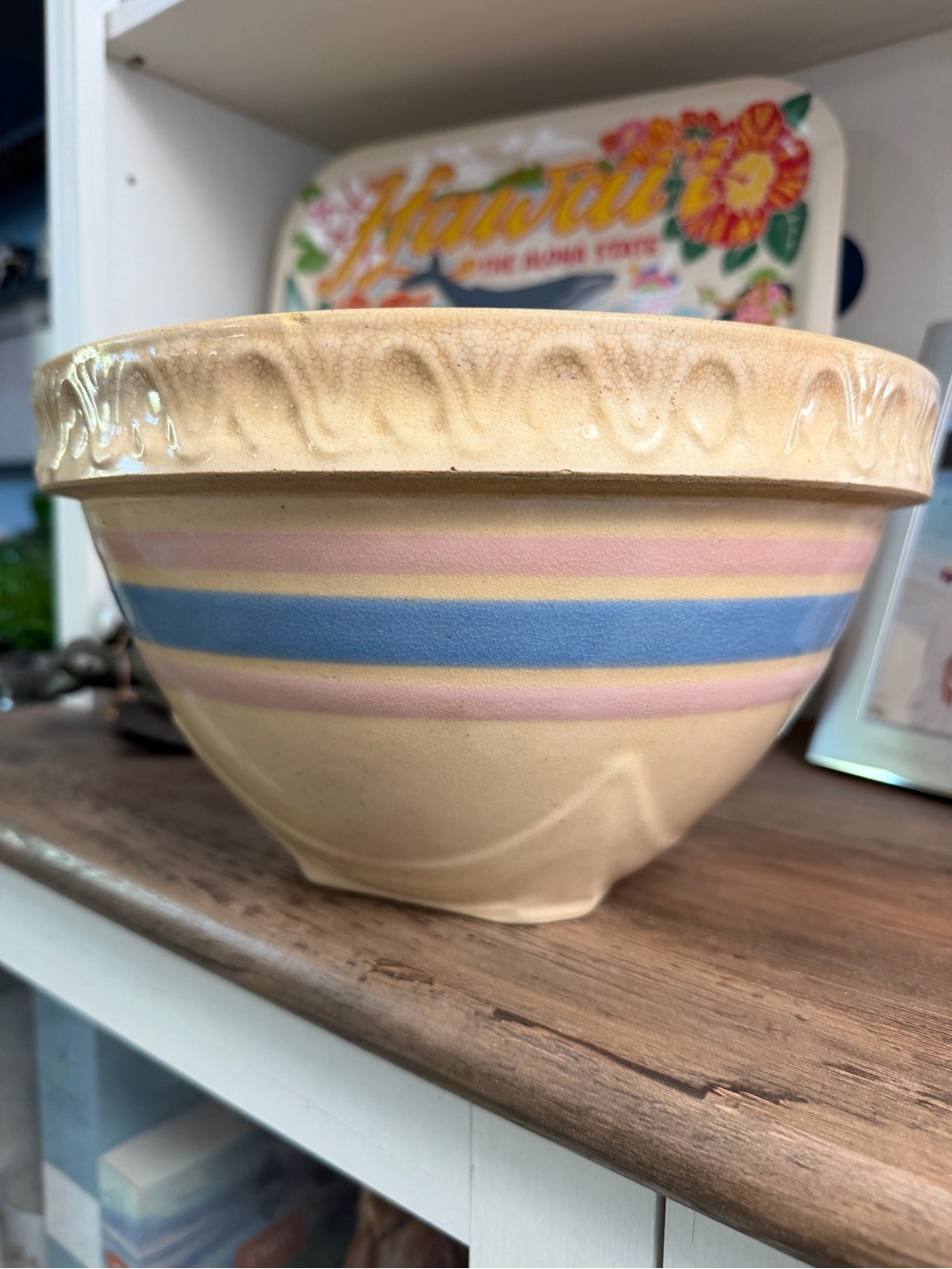 Vintage Yellow Ware McCoy Mixing Bowl Pink Blue Stripe Pie Crust Edge 9.5”